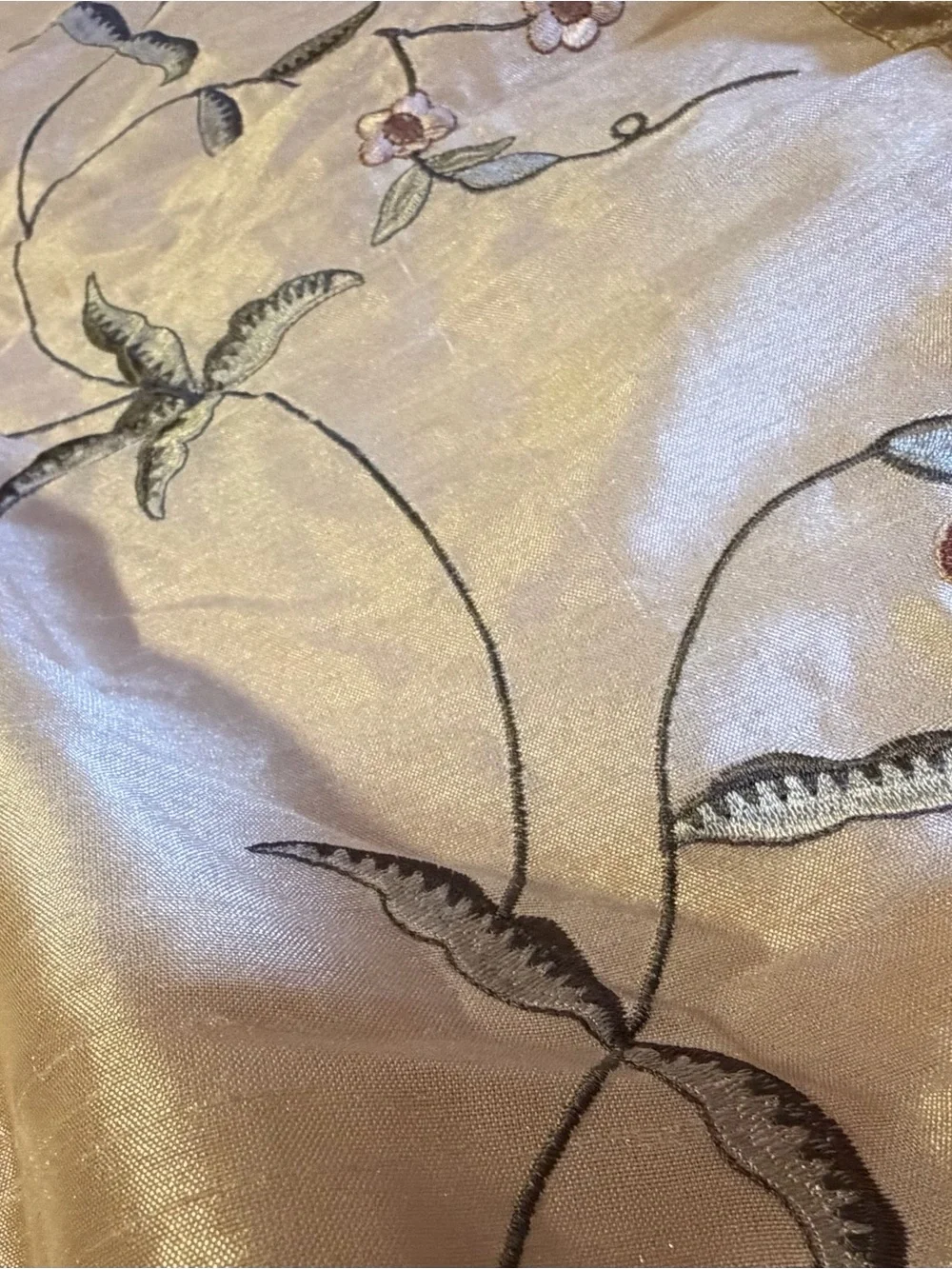 Elegant Floral Burgundy and Gold  Patchwork Duvet w Gold Dust Ruffle